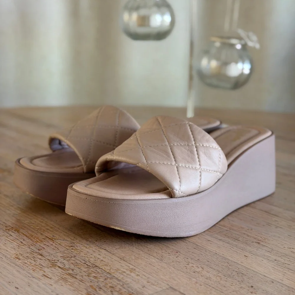 Leather Platform Wedge Sandals Seychelles Ciao Nude Quilted Made in Italy Size 8